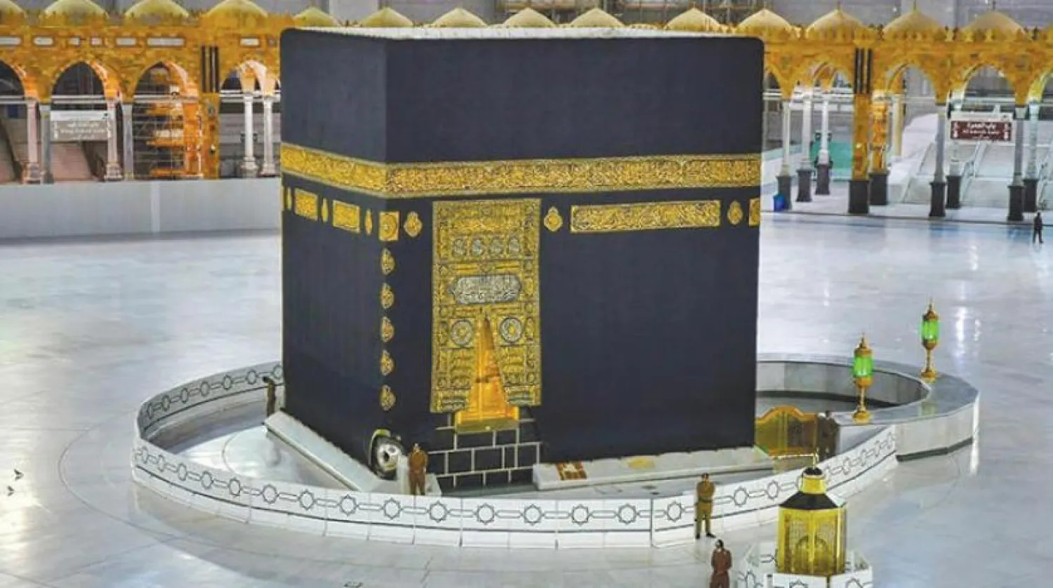 Preventive measures to ensure social distancing and the implementation of other measures in Makkah. Reuters