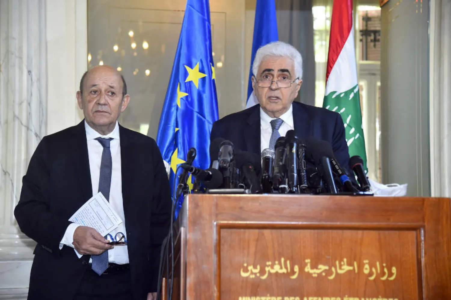 وزير الخارجية اللبناني ونظيره الفرنسي في بيروت أمس (د.ب.أ)