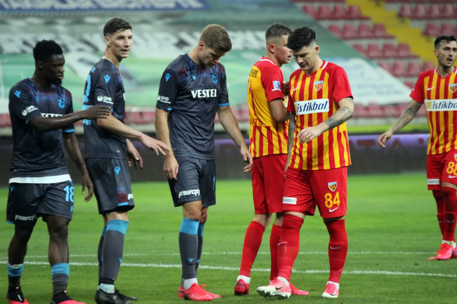 Süper Lig'de küme düşen takımlar belli oldu