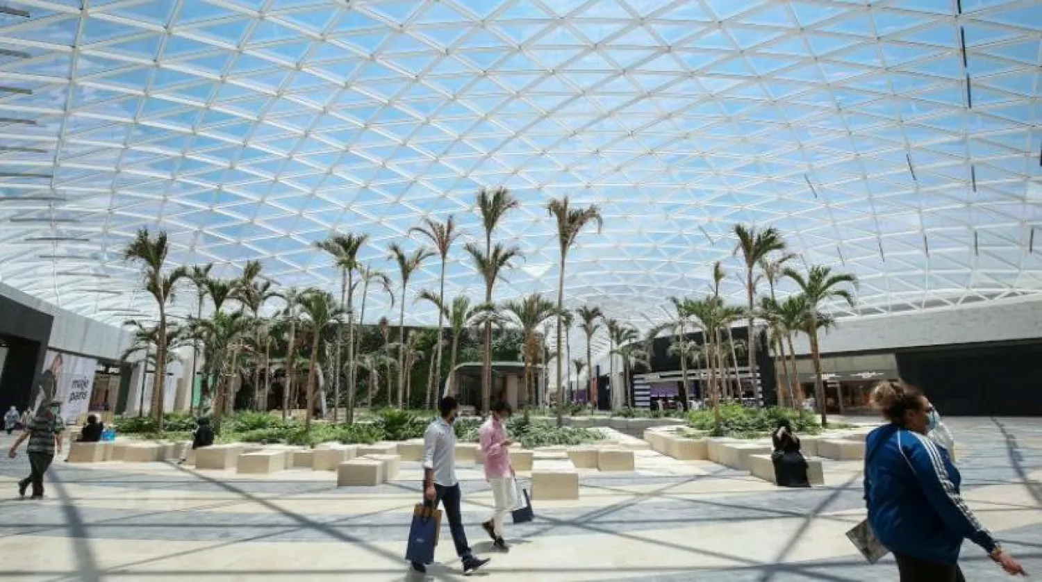 Kuveytliler koronavirüs nedeniyle için koruyucu maske takıyor (arşiv - AFP)
