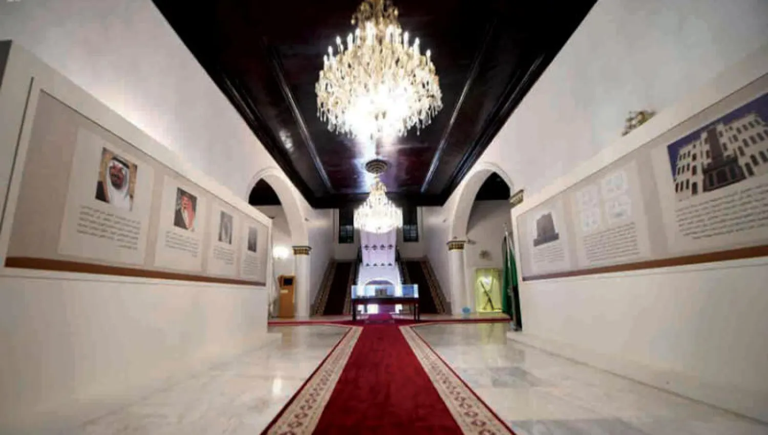 قصر شبرا التاريخي إحدى الوجهات السياحية في الطائف غرب السعودية  (الشرق الأوسط)