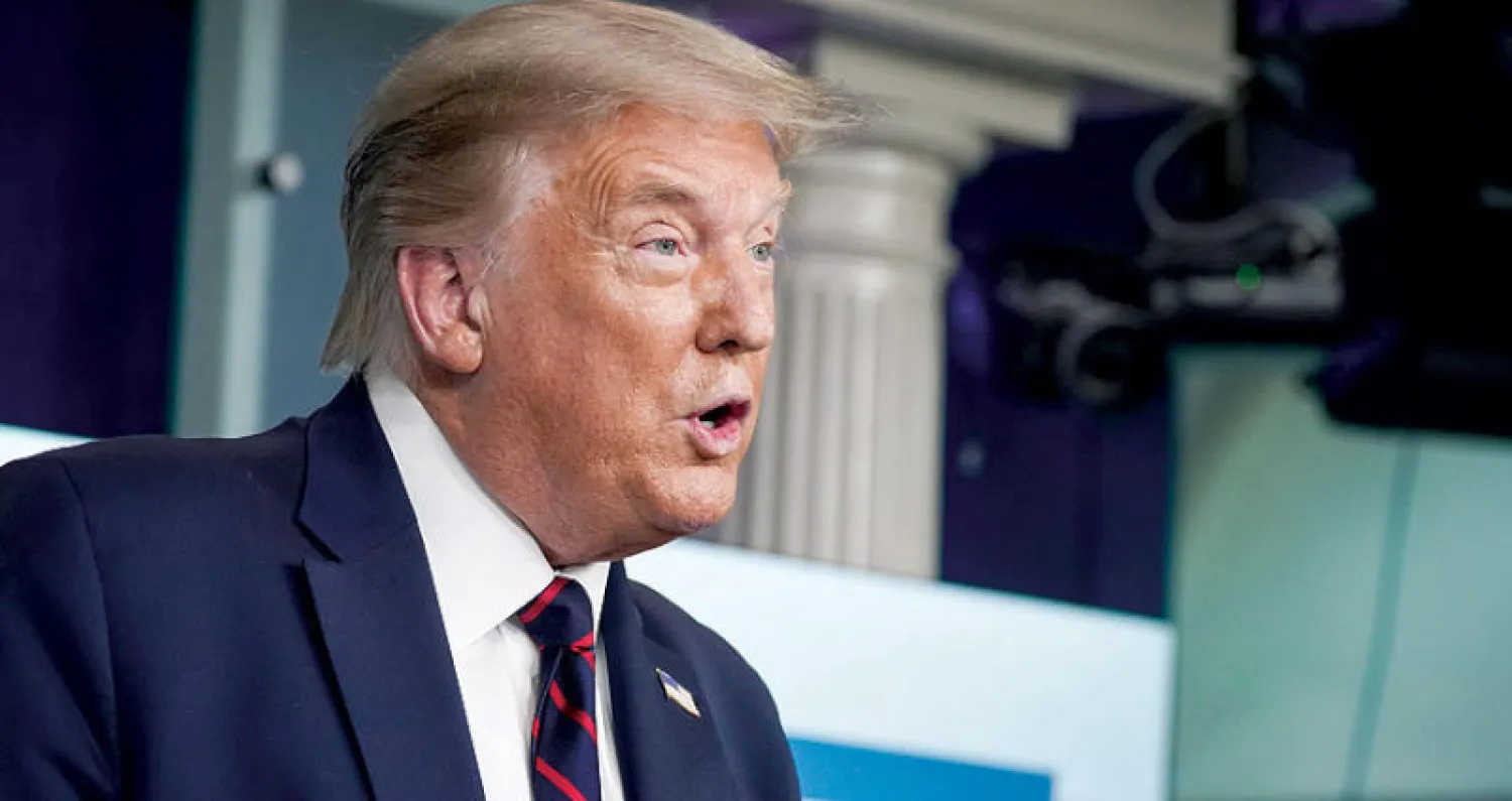 تسعى حملة ترمب الانتخابية إلى تقليص الفارق بينه وبين منافسه جو بايدن في استطلاعات الرأي (إ.ب.أ)