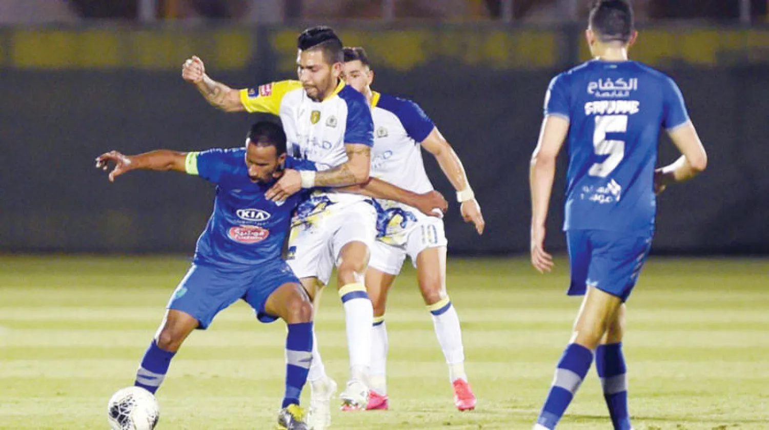 جانب من مواجهة فريقي الفتح والنصر الودية (الشرق الأوسط)