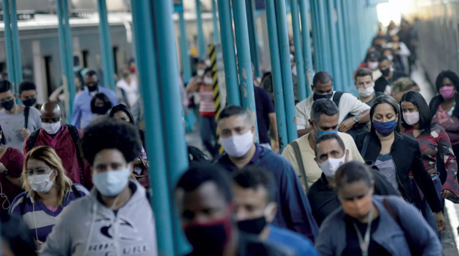 اختبارات في البرازيل على فاعلية لقاحين مضادين لـ«كوفيد - 19» (رويترز)