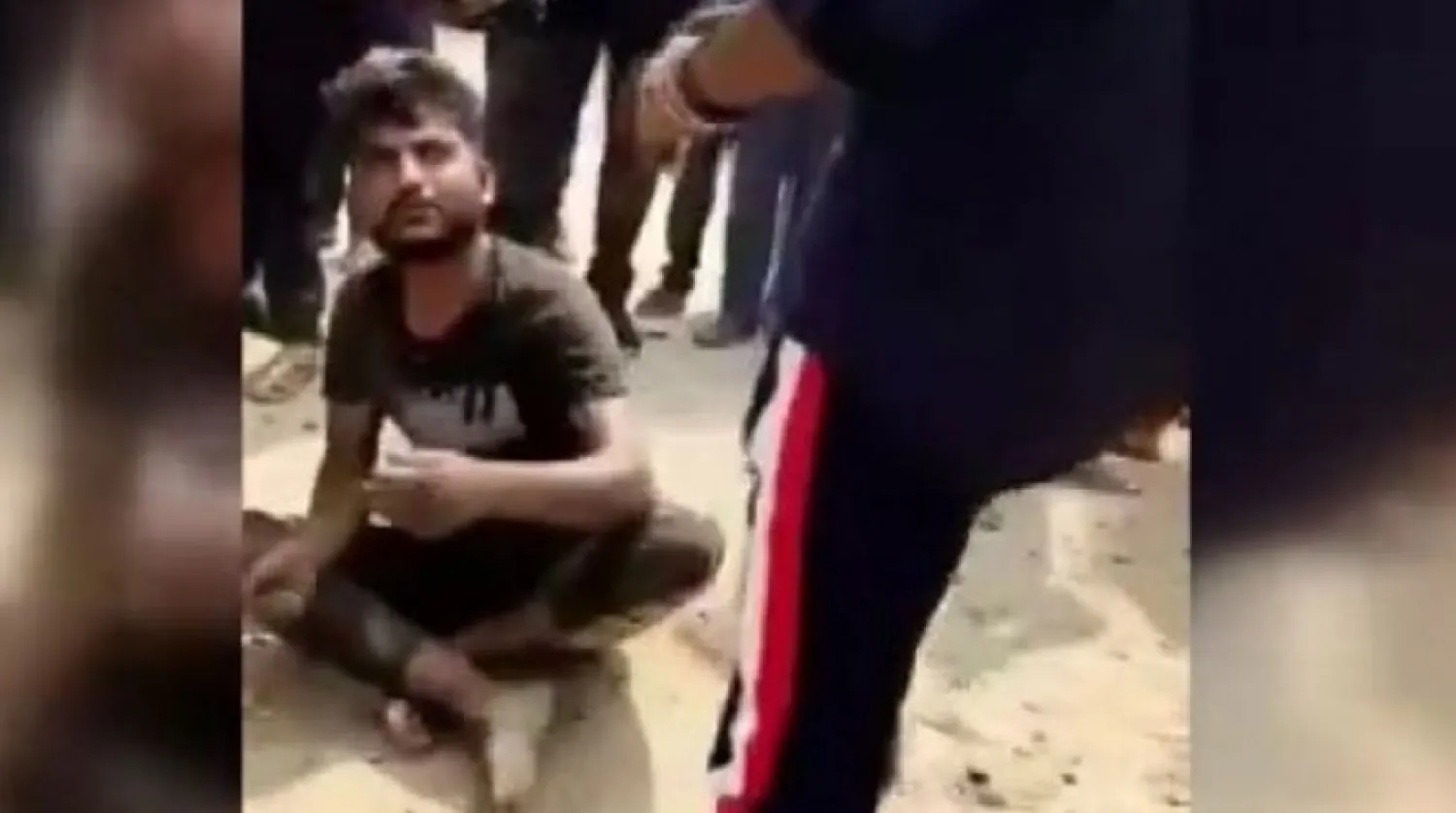 Hindistan'da inek eti taşıdığı iddia edilen Müslüman genç linç edildi