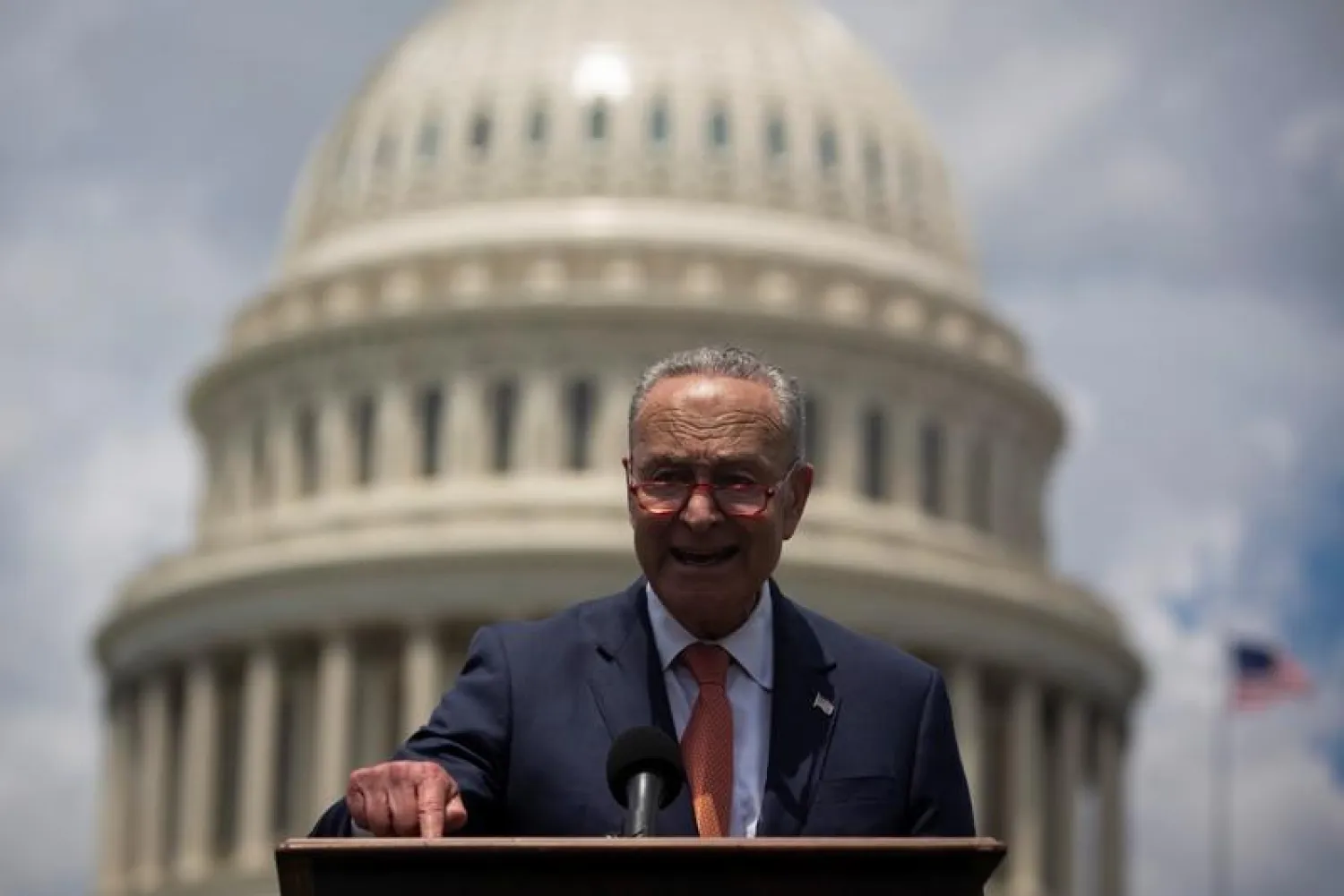 زعيم الأقلية الديمقراطية في مجلس الشيوخ الأميركي تشاك شومر (أرشيفية-رويترز)