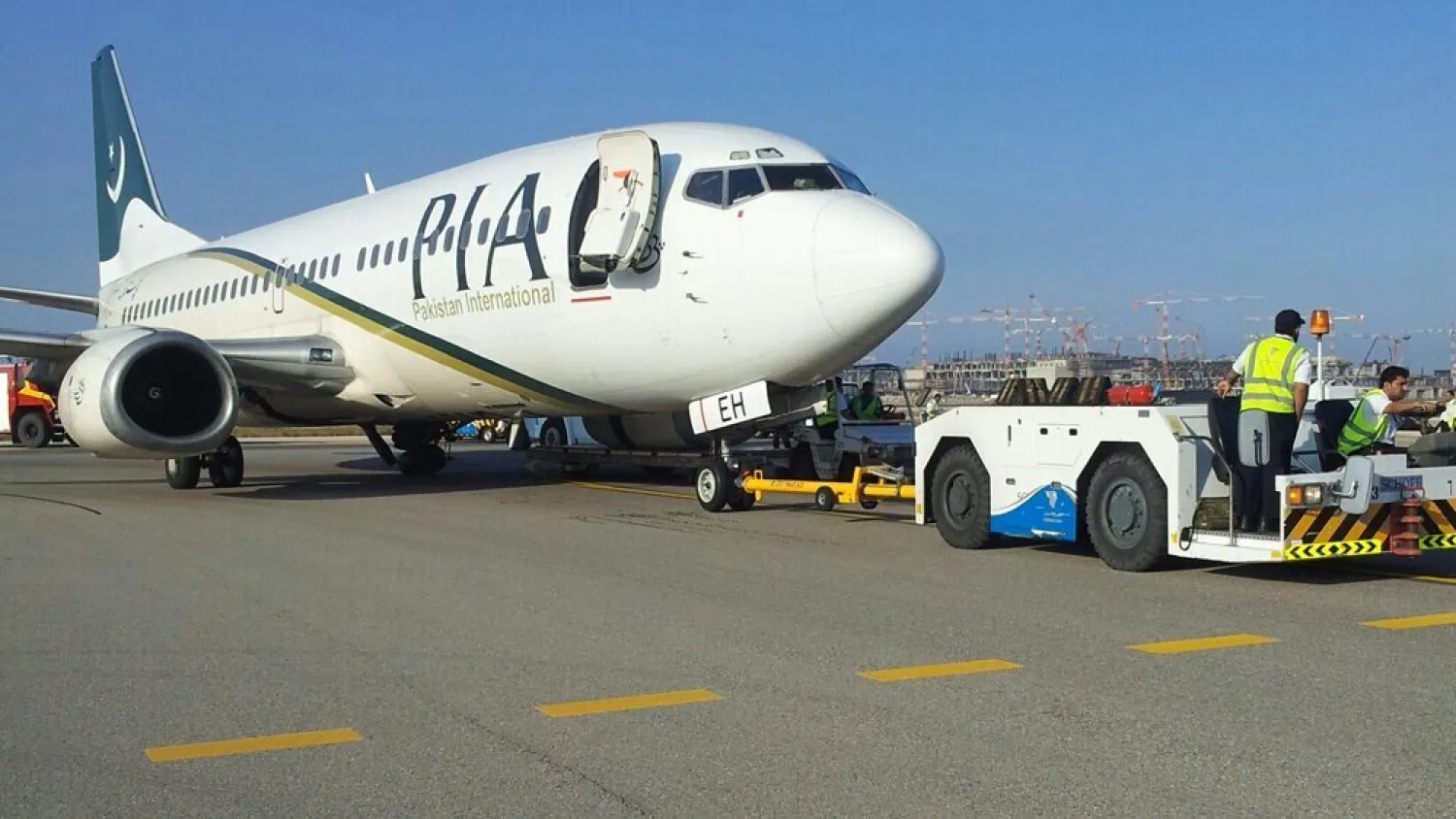 Oman Lifts Internal Travel Restriction Before Tropical Storm