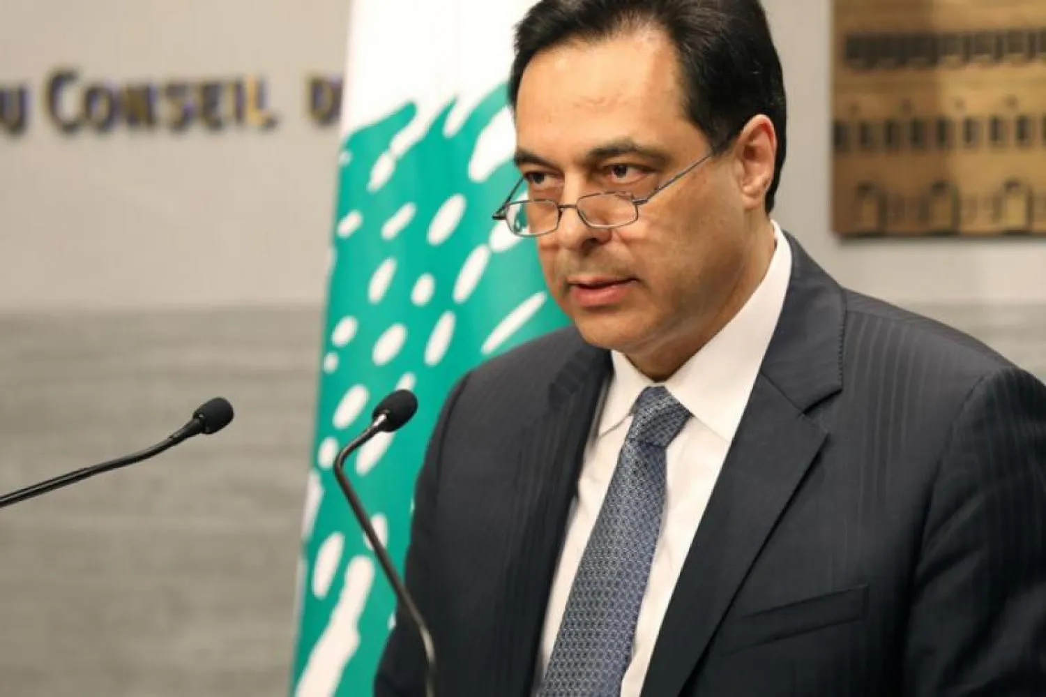 رئيس وزراء لبنان حسان دياب (أرشيفية - رويترز)