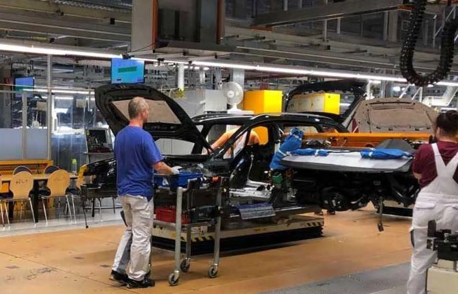 «إيفو»: الشركات الألمانية تتوقع قيودا على الحياة العامة لأكثر من 8 أشهر