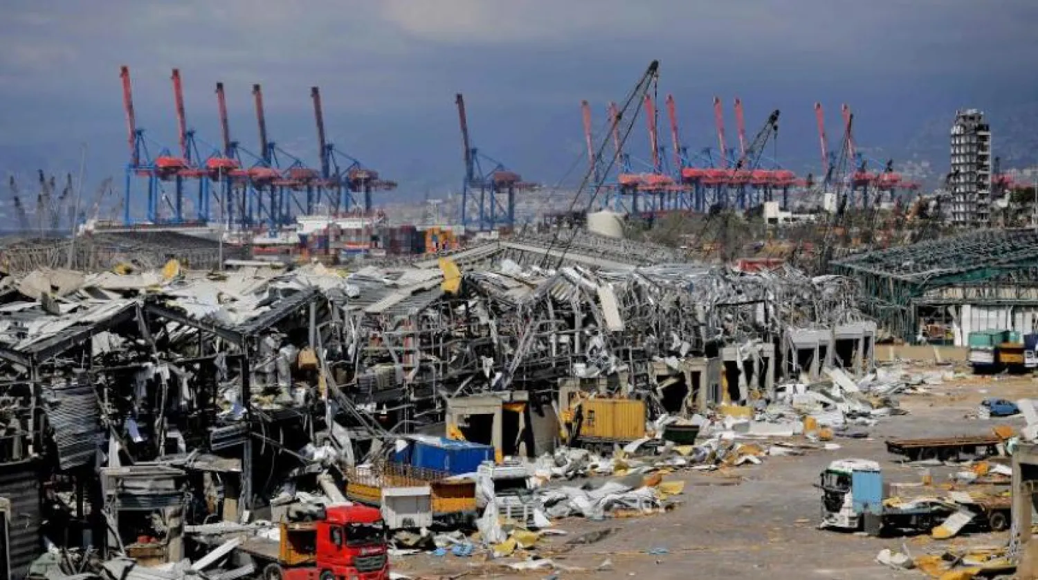 Patlama nedeniyle Beyrut Limanı ve çevresinde meydana gelen büyük yıkım (AFP)