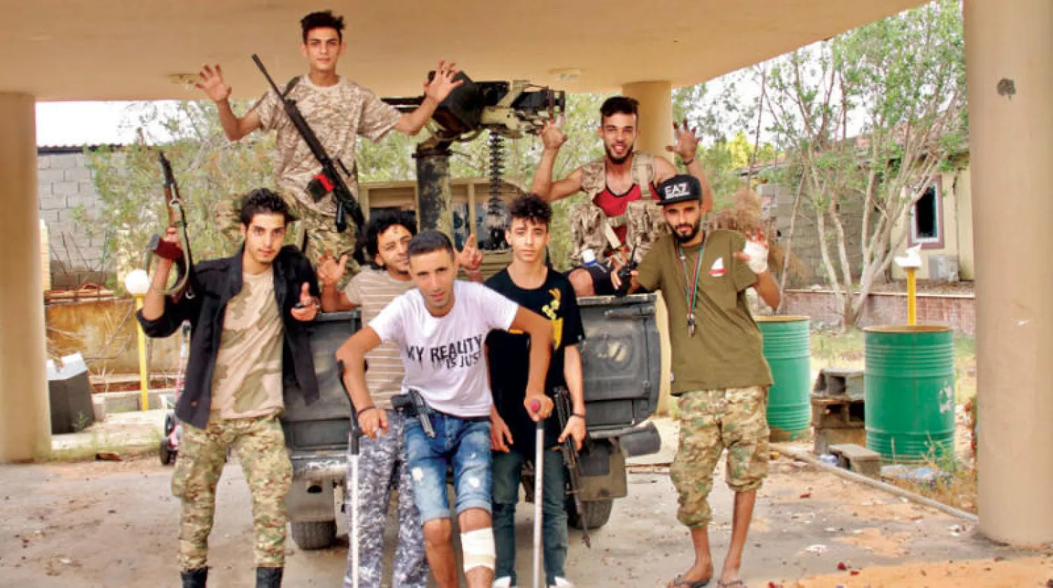 ميليشيات موالية لحكومة {الوفاق} وسط العاصمة طرابلس (أ.ف.ب)