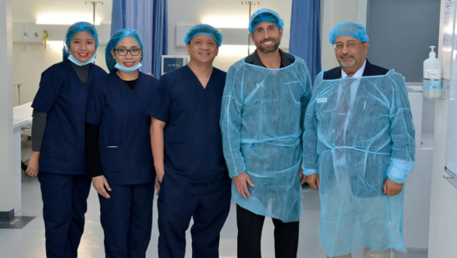 داخل عيادات «ديرمادنت»