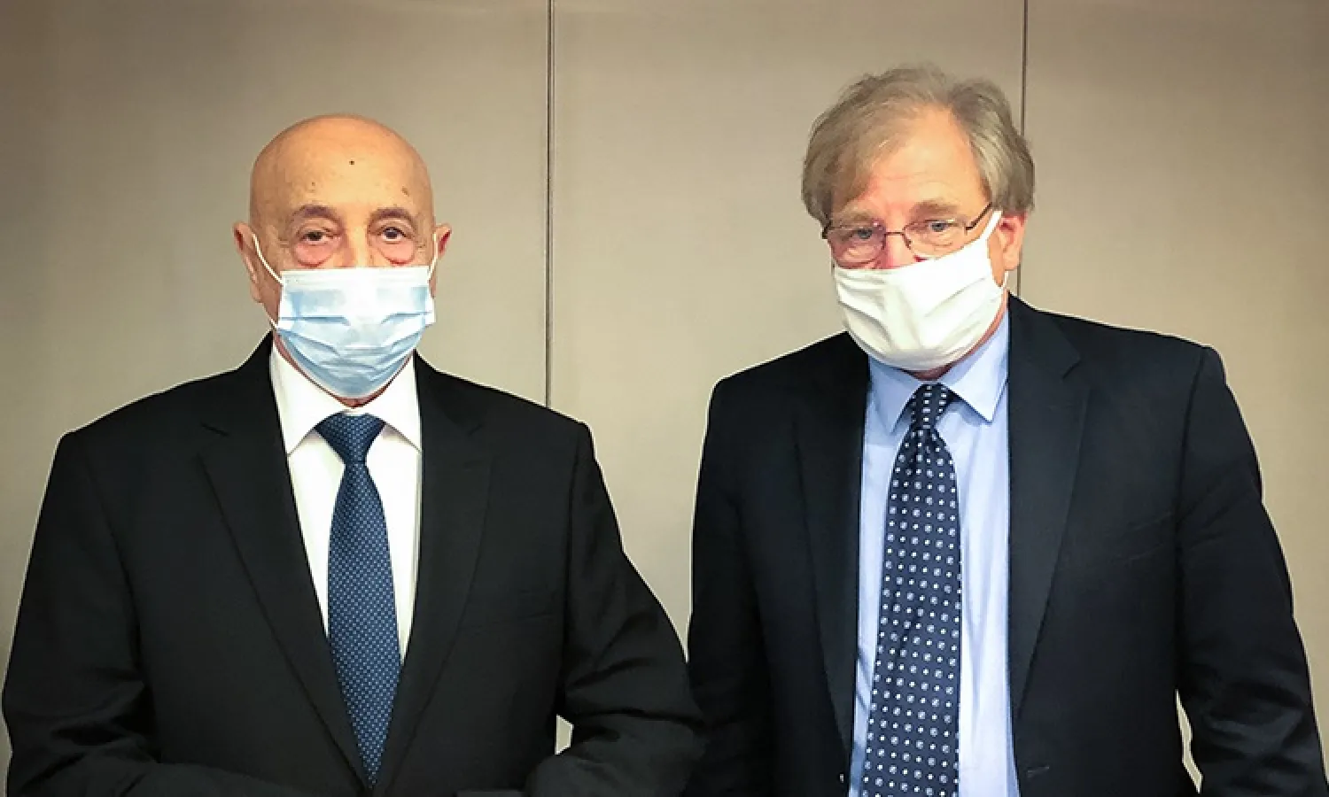 Speaker Saleh meets the US Ambassador to Libya in Cairo. (US Embassy in Libya)