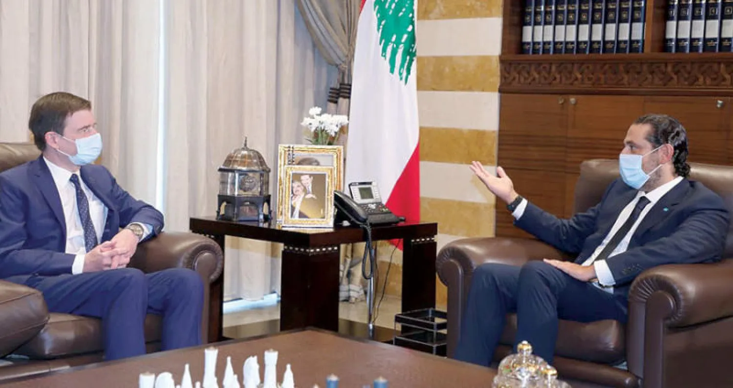 الحريري مجتمعاً مع هيل لدى زيارته بيروت