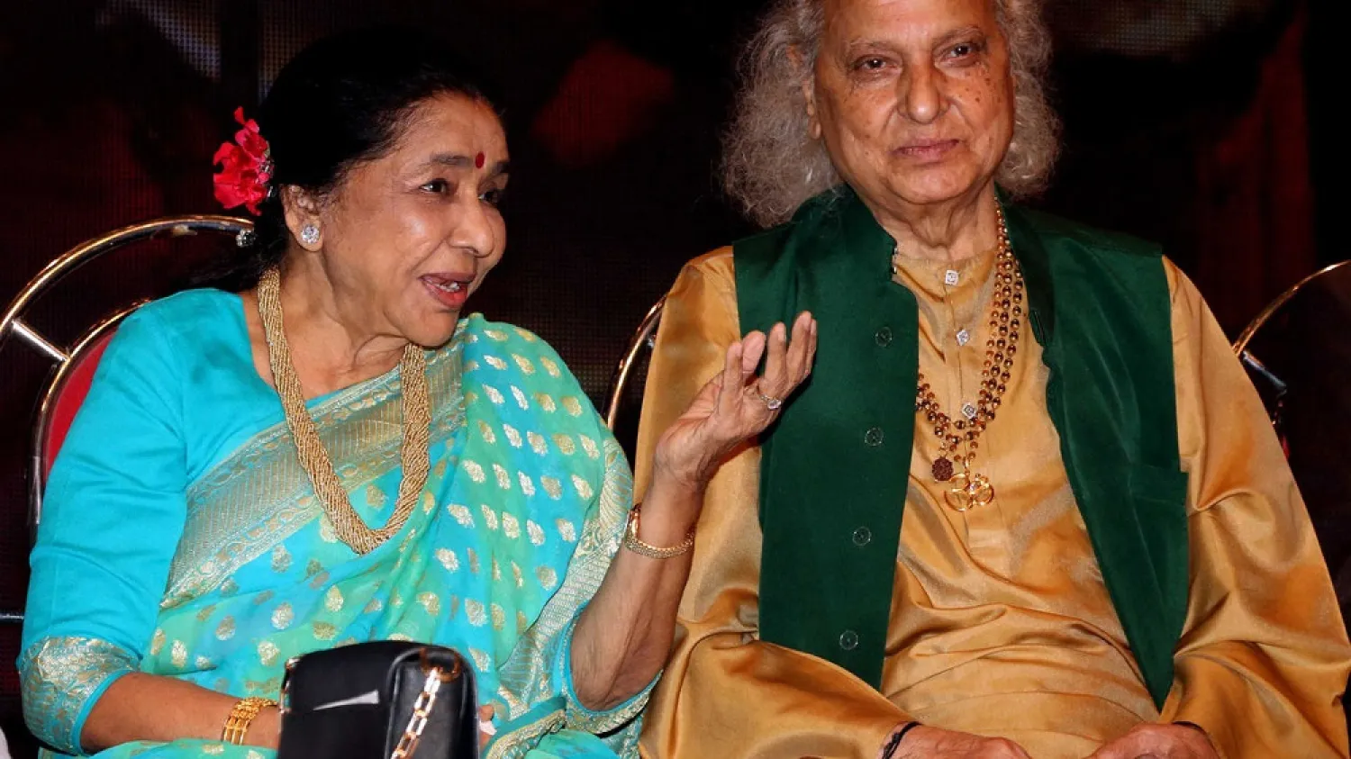 Pandit Jasraj (R) was an Indian classical music maestro, whose pioneering career spanned eight decades. (AFP)