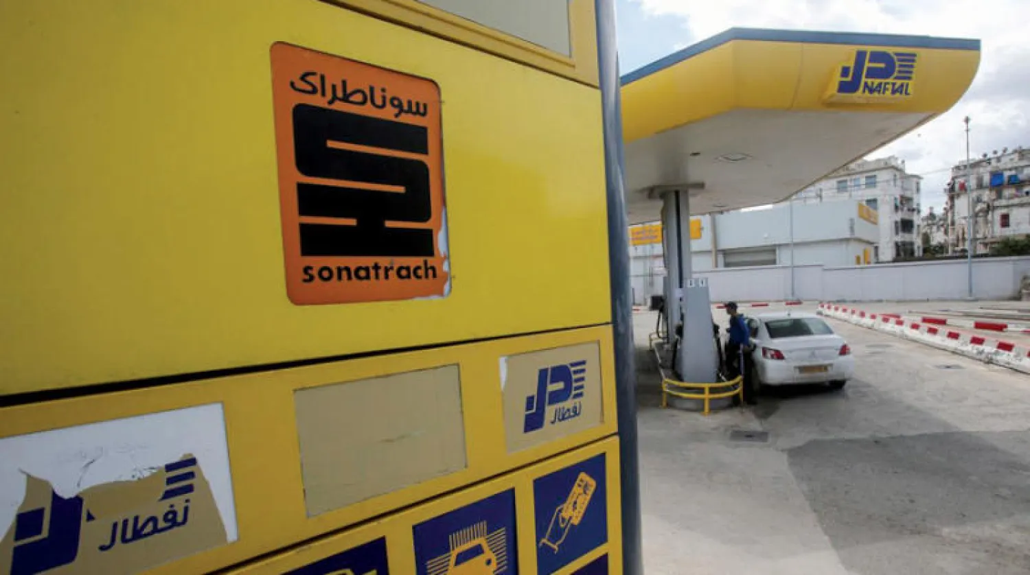أكد مسؤول كبير في «سوناطراك» أن «القدرات الإنتاجية للشركة في مستواها» (رويترز)