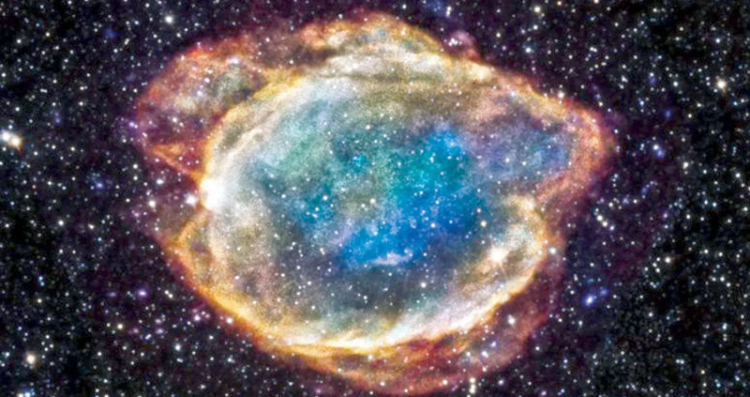 أرشيف لانفجارات النجوم القديمة في أعماق البحار