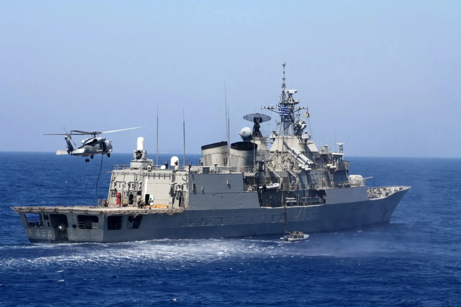 سباق بين الدبلوماسية والتصعيد في المياه المتوسطية