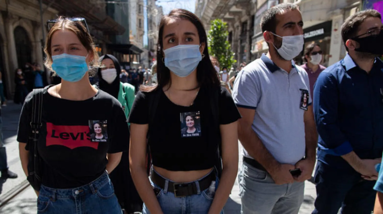 احتجاجات للمحامين التقدميين أمس بعد وفاة زميلتهم تيمتك (إ.ب.أ)