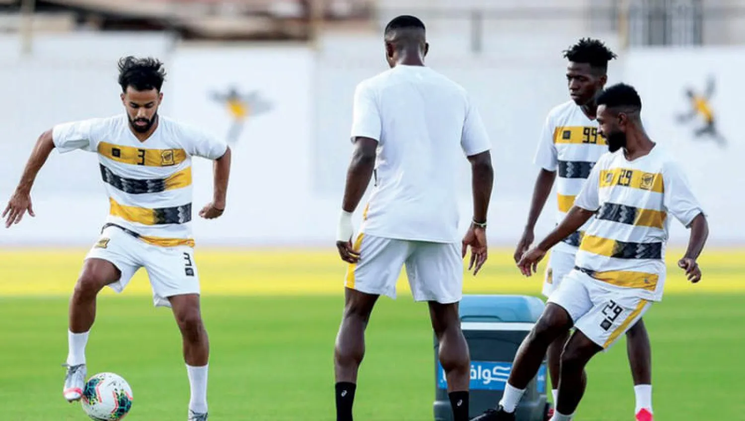 تدريبات الاتحاد الأخيرة قبل موقعة الكلاسيكو الحاسمة (المركز الإعلامي بنادي الاتحاد)