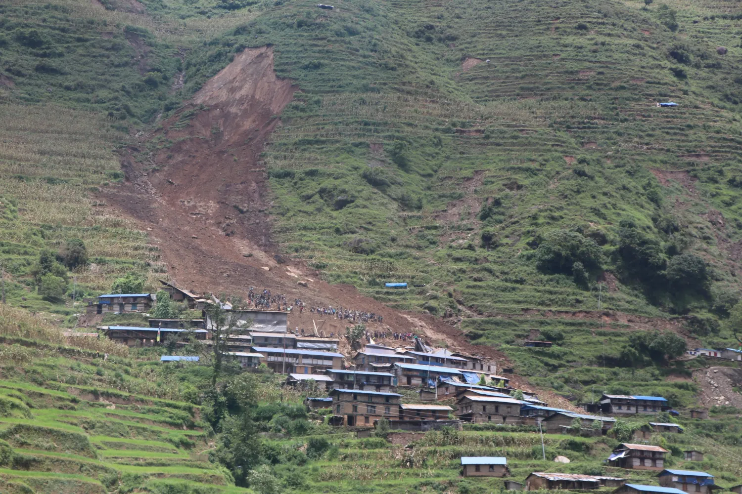 Muson yağmurları Hindistan ve Nepal'de bilançoyu artırıyor