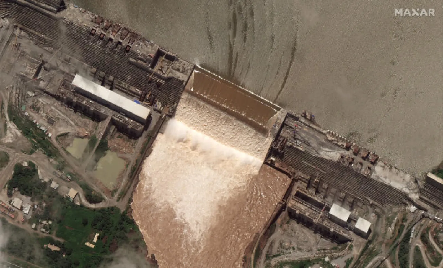 صورة بالأقمار الصناعية لسد النهضة الإثيوبي (رويترز)