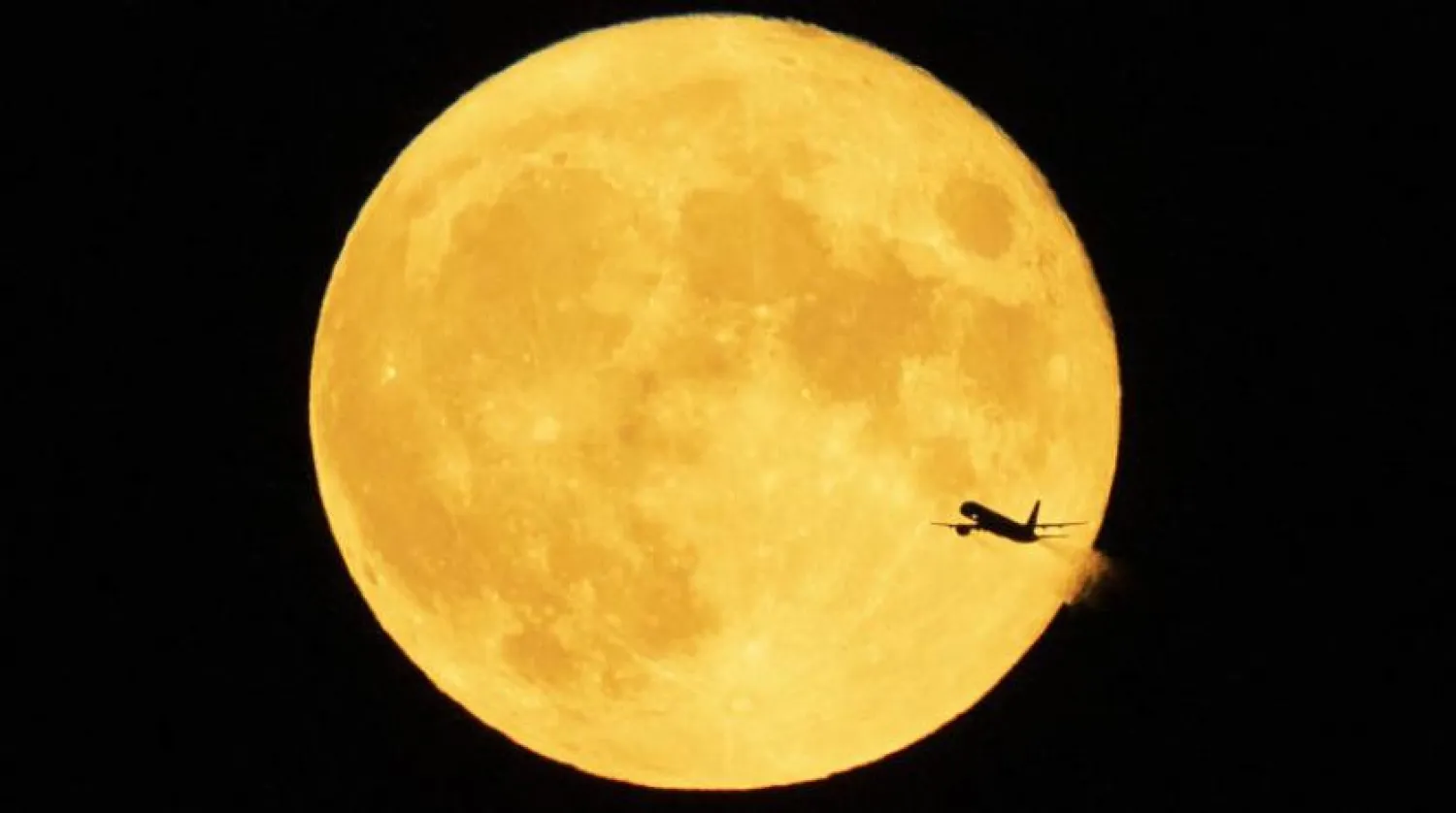 Bilim insanları oksijenin Ay'a nasıl ulaştığını anlayamadı ama manyetik alan aracılığıyla hareket ettiğini buldu (AP)