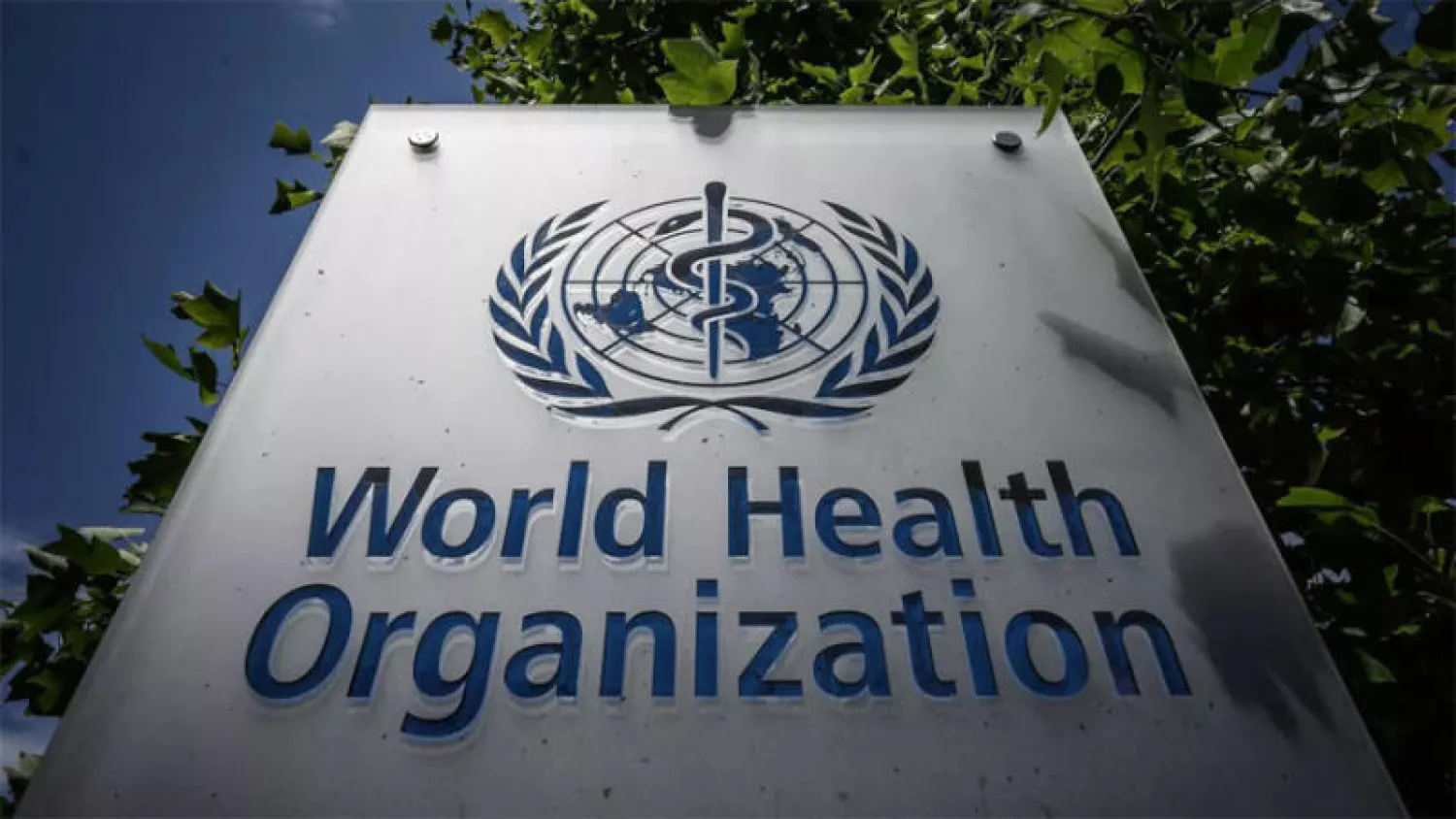 قلق علمي من التضحية بسلامة لقاح «كورونا» لتسريع توزيعه