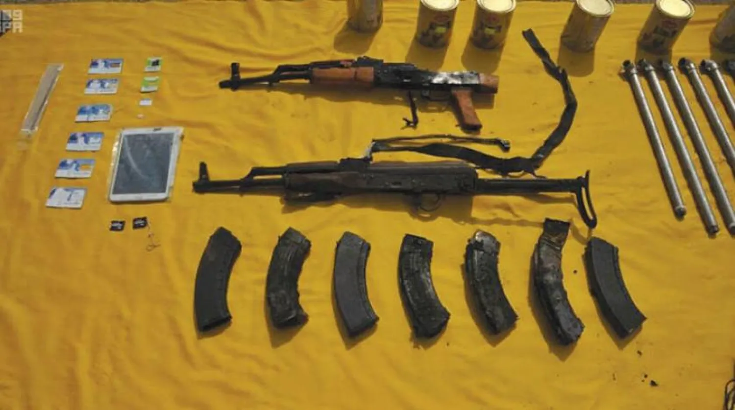 Weapons that were confiscated from the Harazat terrorist cell. (Asharq Al-Awsat)