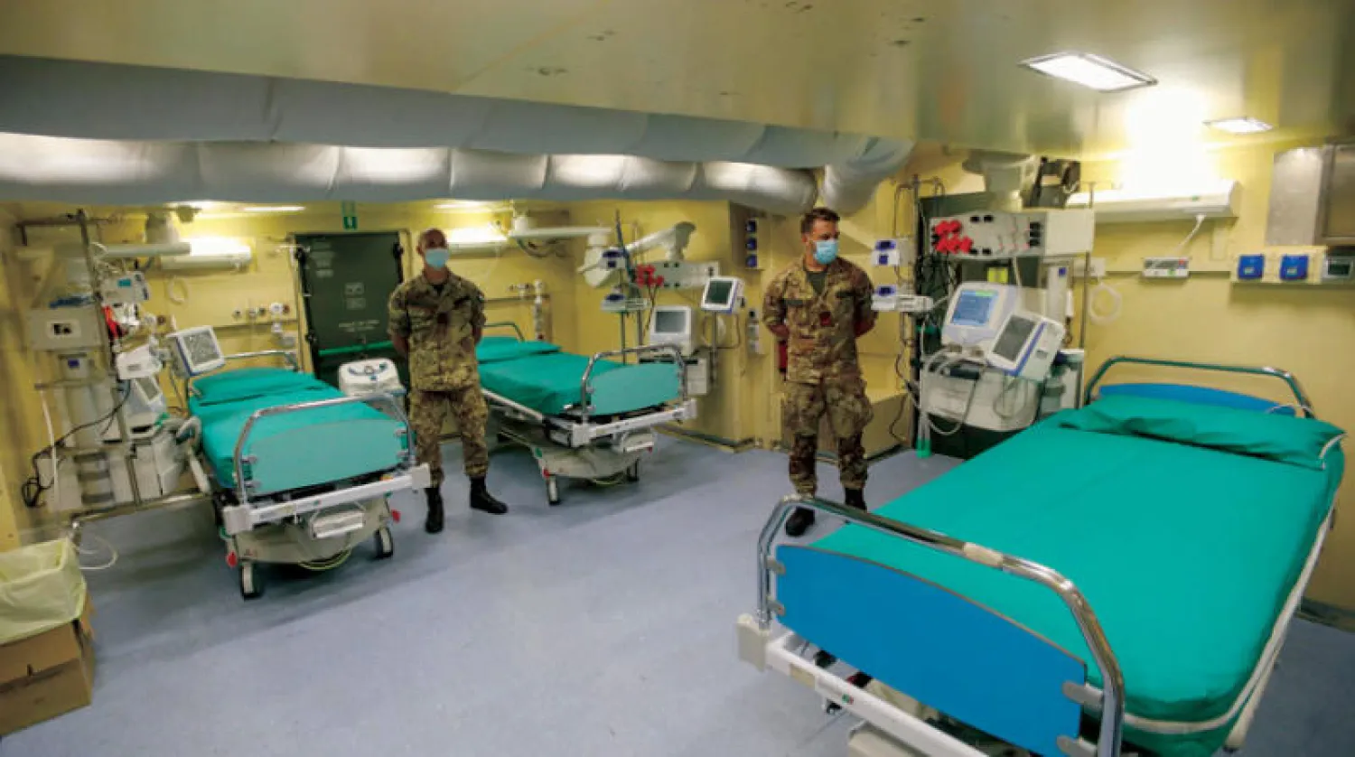 جانب من مستشفى إيطالي ميداني في بلدة الحدث اللبنانية (أ.ف.ب)