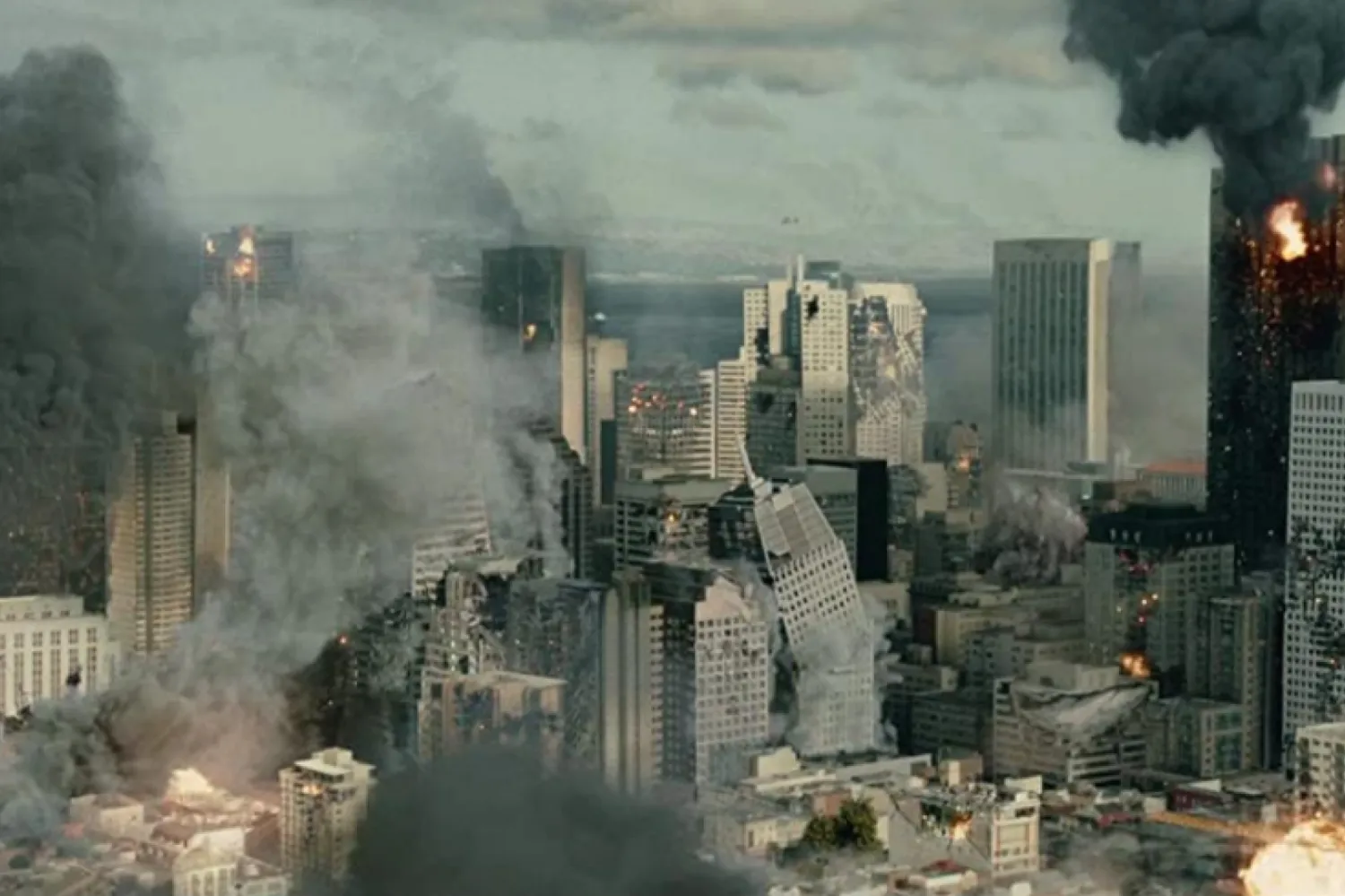 Kaliforniya boyunca uzanan ünlü fay, 2015 yapımı San Andreas filmine de konu olmuştu (IMDb)

