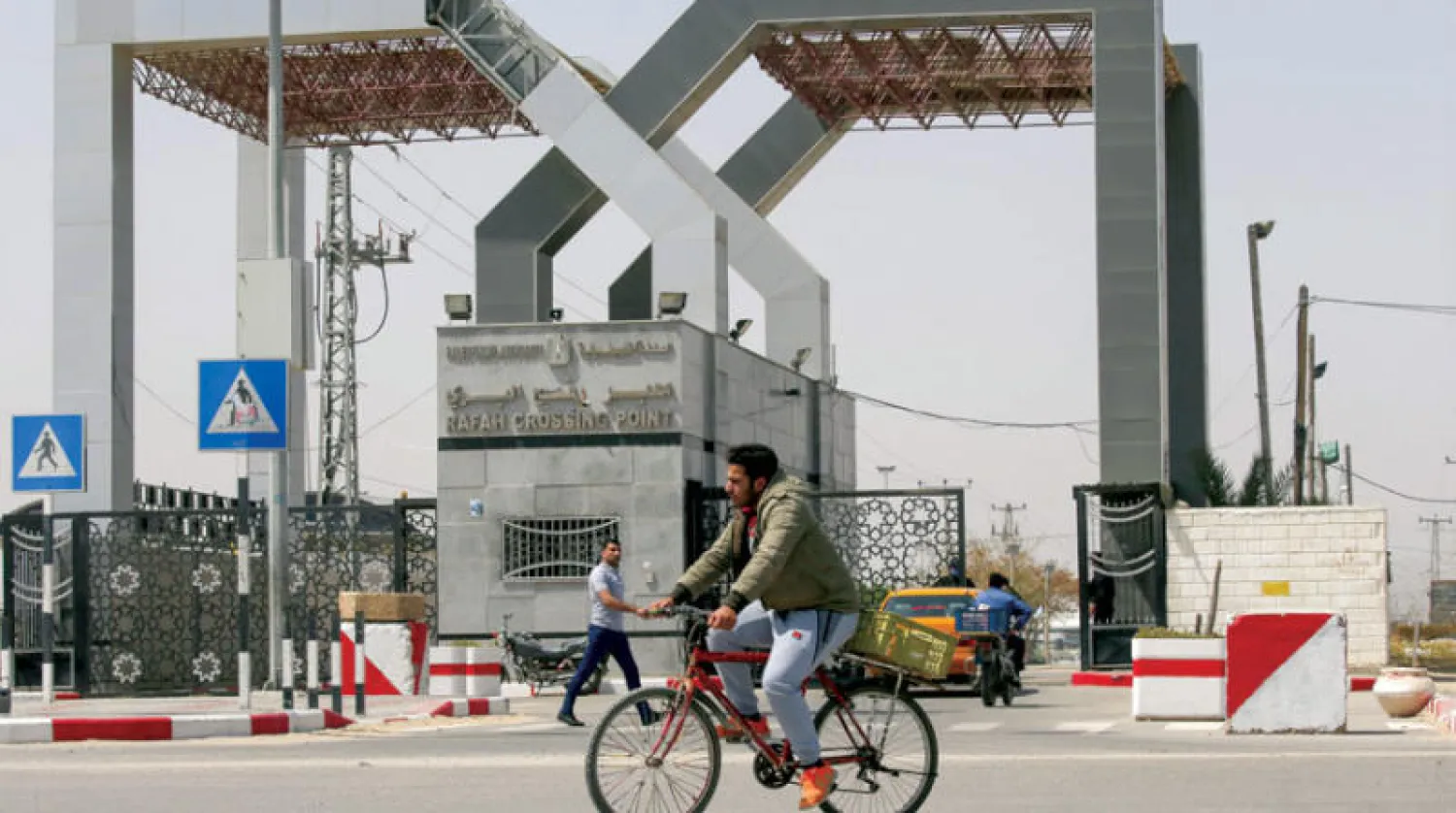 معبر رفح جنوب قطاع غزة على الحدود مع مصر (أ.ف.ب)