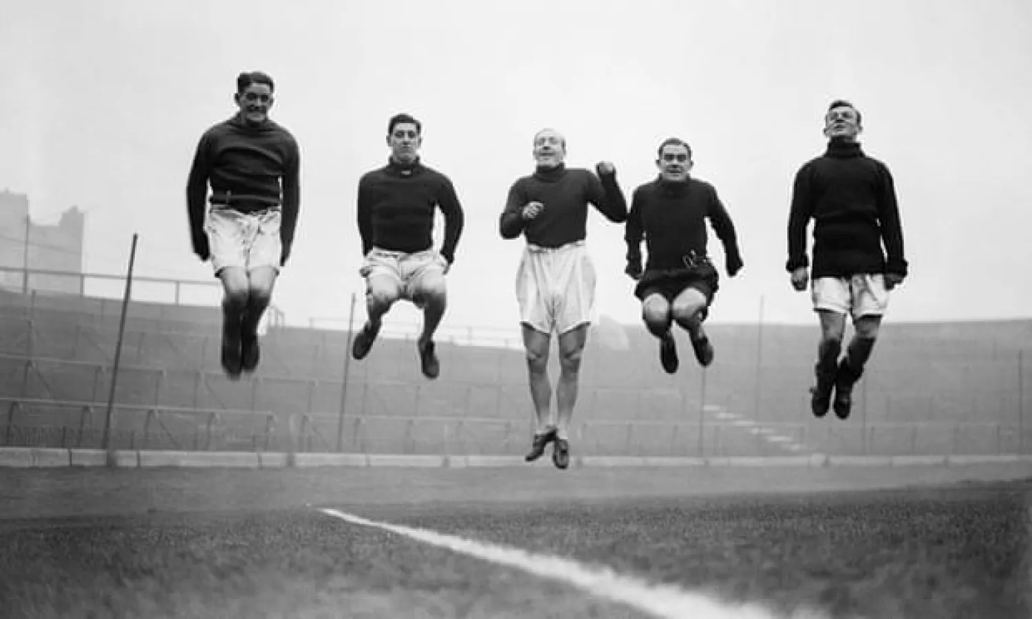  Alex Cheyne (second from right), jumping with Chelsea teammates in 1932, was among the players brought in at great expense. Photograph: Fox Photos/Getty Images
