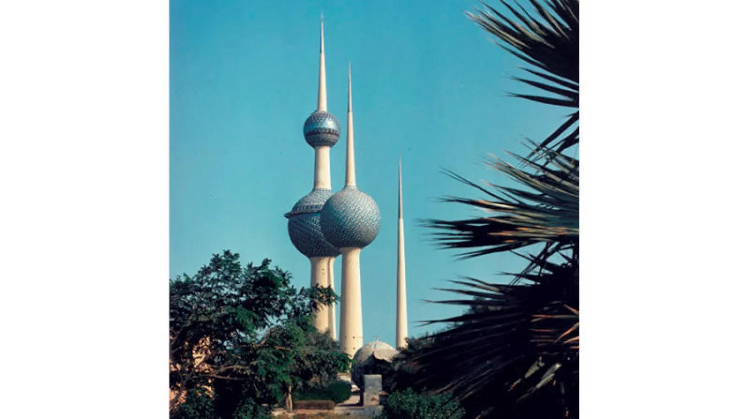 حماية قيمة الأبراج التاريخية (غيتي)