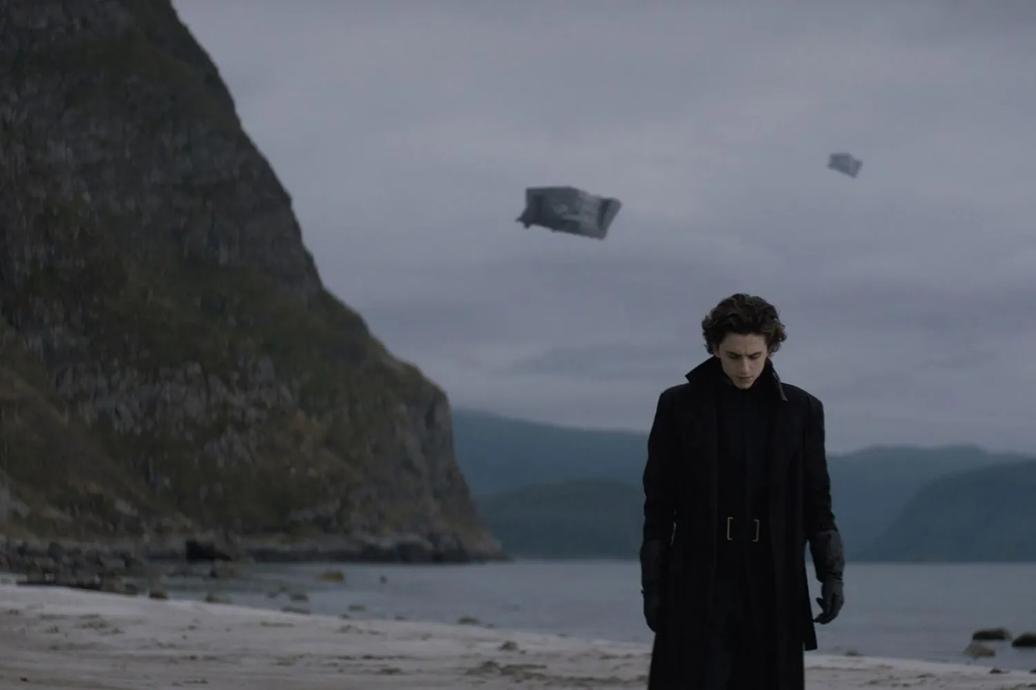 Dune'un başrollerinde Timothée Chalamet, Rebecca Ferguson ve Oscar Isaac yer alıyor (Warner Bros Pictures)

