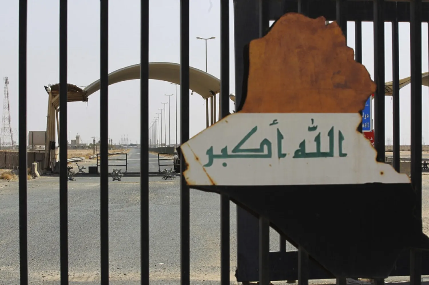 A picture taken during the visit of the Iraqi prime minister to the southern city of Basra shows the Safwan border crossing with Kuwait, on July 15, 2020. (Getty Images)