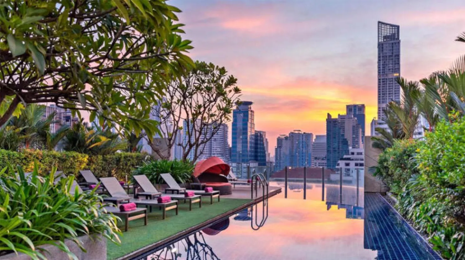 تايلاند ترفع المنح النقدية لتجنب الأسوأ