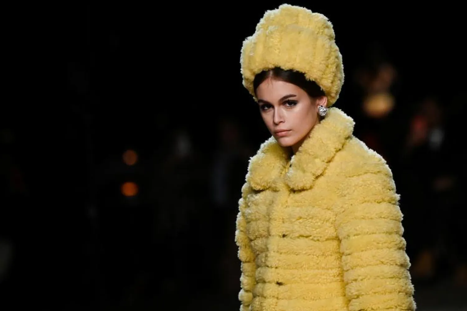 Model Kaia Gerber presents a creation from Marc Jacobs. REUTERS/Idris Solomon

