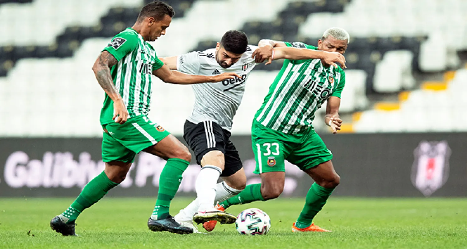 Beşiktaş, UEFA Avrupa Ligi'ne veda etti