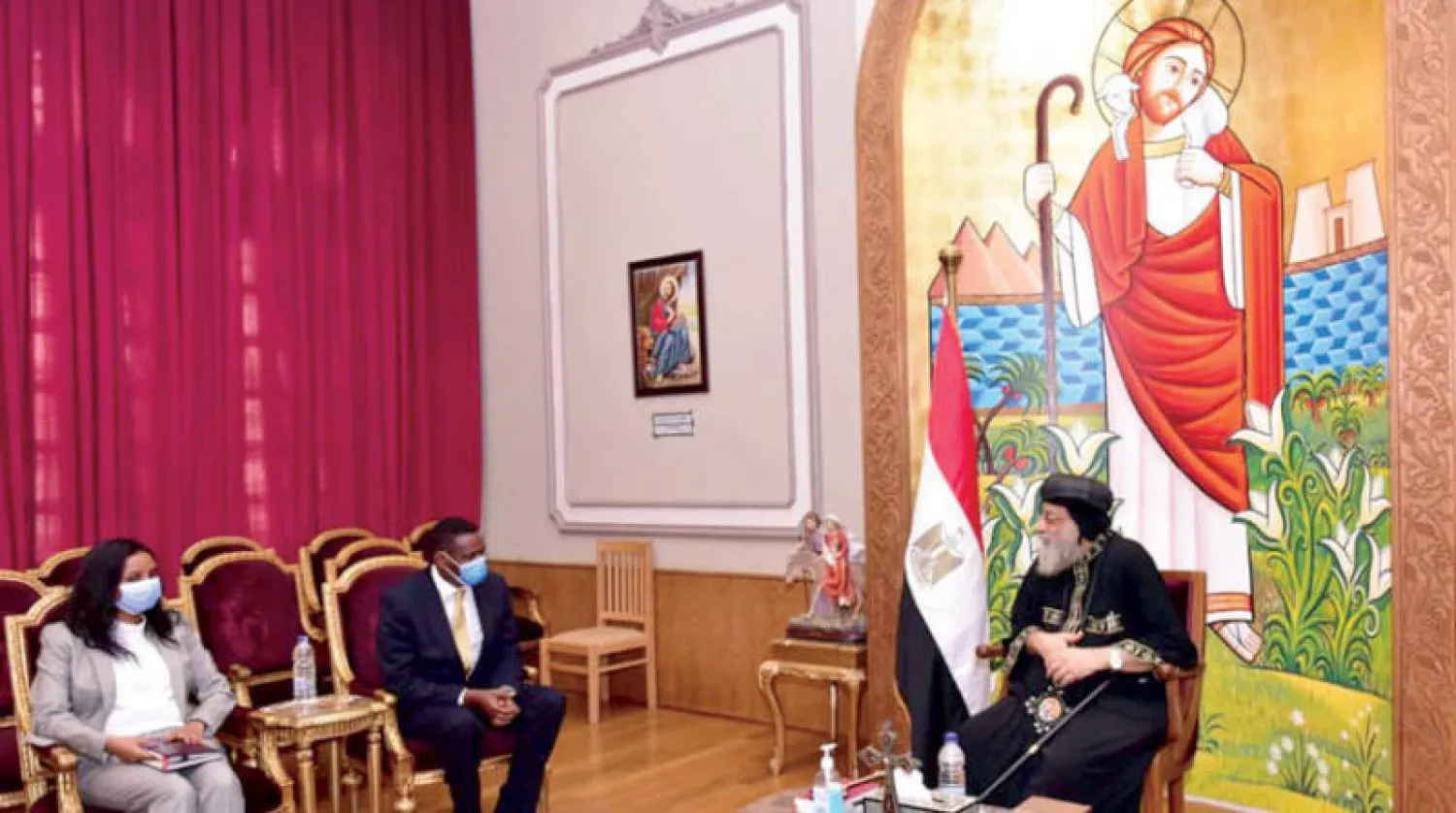 البابا تواضروس الثاني خلال استقبال السفير الإثيوبي بمقر الكاتدارئية (من صفحة المتحدث الرسمي للكنيسة)