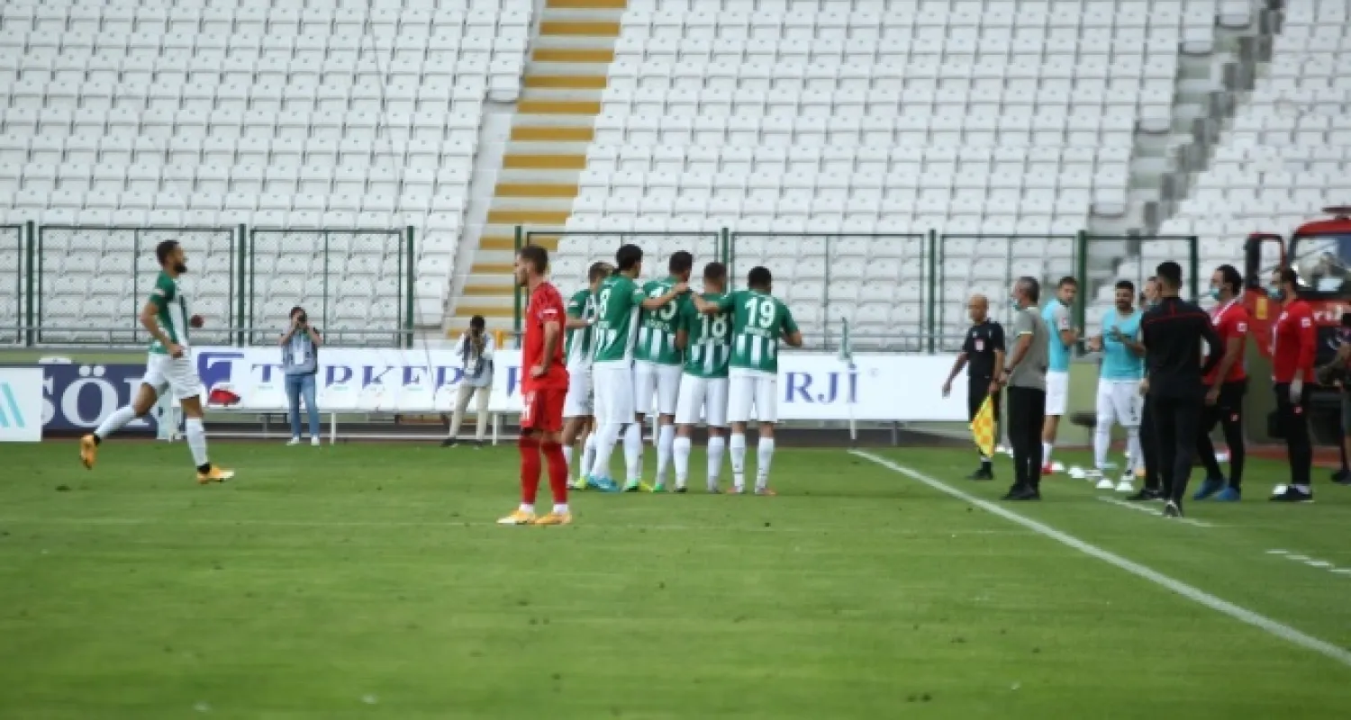 Beşiktaş Konyaspor'a mağlup oldu