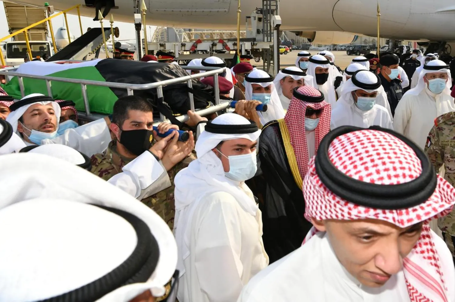 The body of Kuwait's late Emir Sheikh Sabah, who died after medical treatment in US, arrives in Kuwait City, Kuwait. (Reuters)