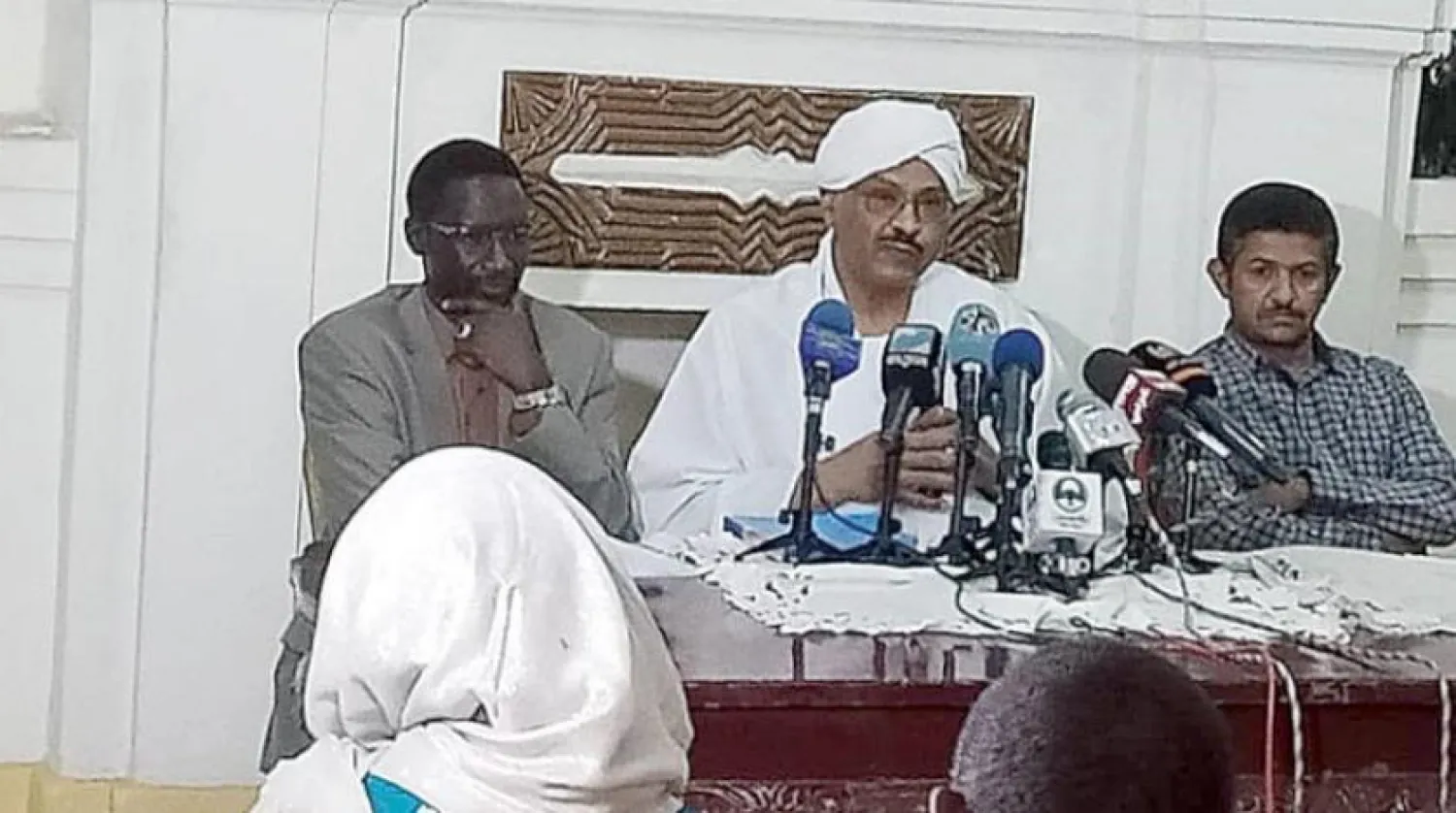 Mubarek el-Mehdi dün Hartum'da bir basın toplantısı düzenledi (Şarku’l Avsat)