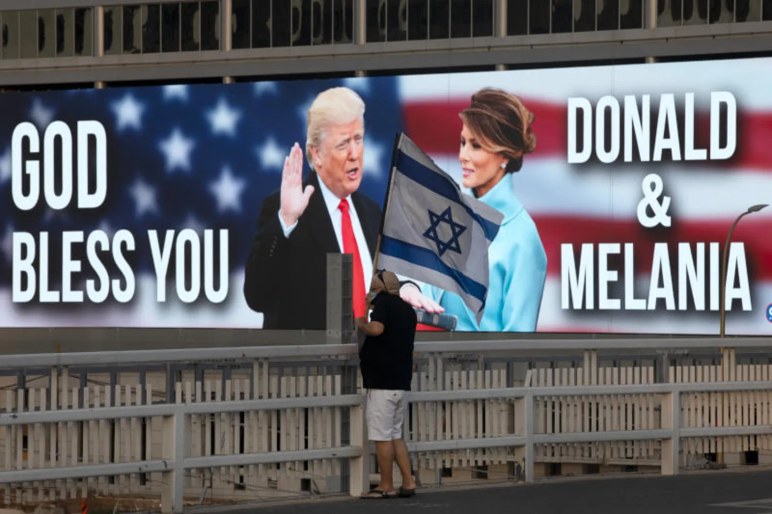 البيت الأبيض: ترمب «في وضع جيد جداً» ولا يتلقى دعماً بالأكسحين