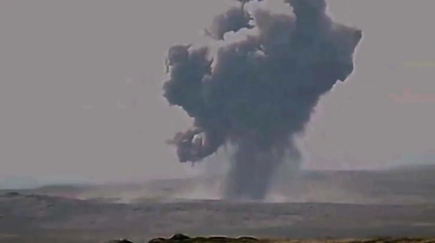 Ermenistan Savunma Bakanlığı tarafından dün servis edilen tartışmalı Dağlık Karabağ bölgesindeki Azeri askeri güçlerinin hedef alındığını gösteren fotoğraf (EPA)