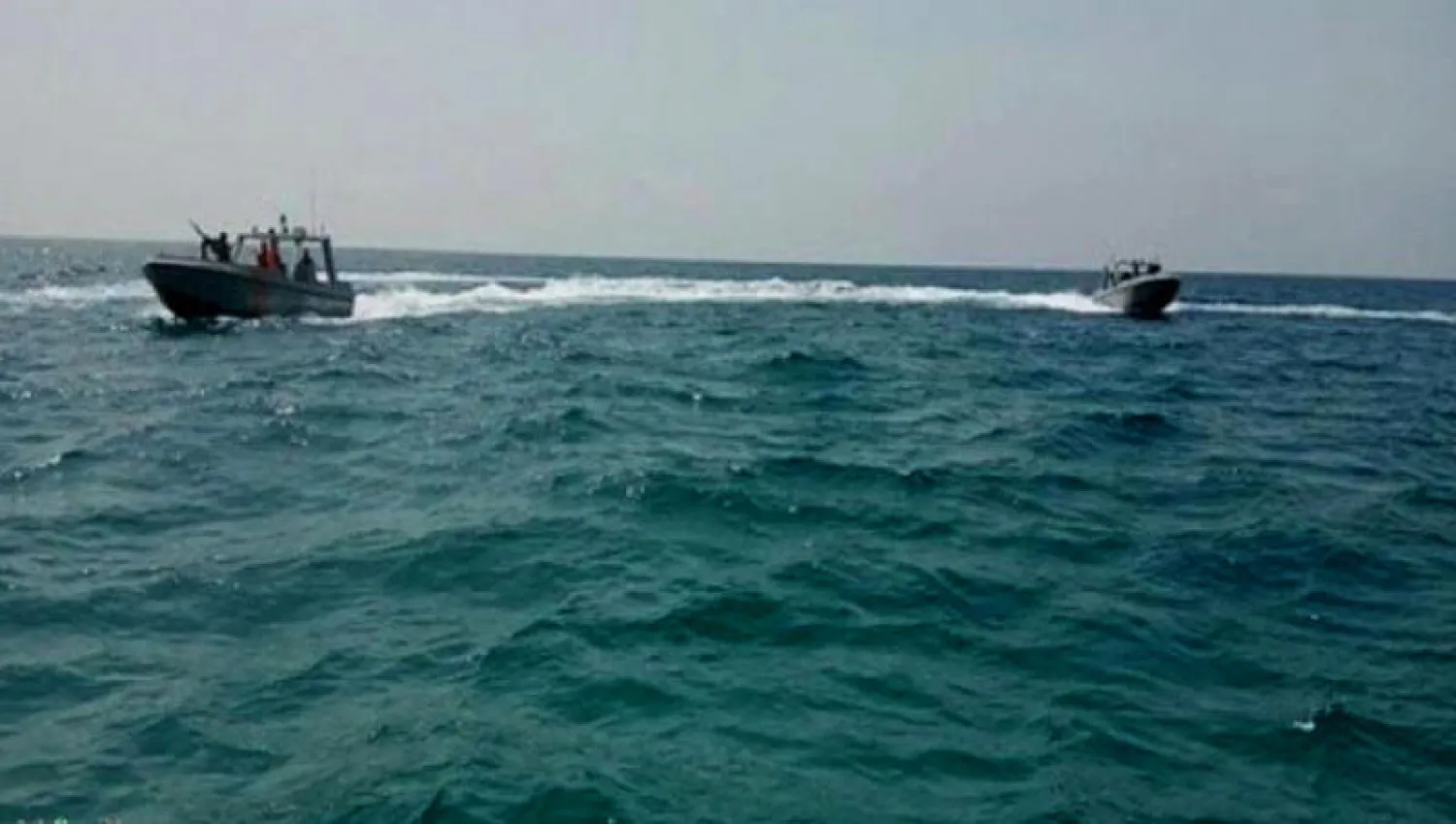 «التحالف» يحبط عملية إرهابية ويدمر زورقاً مفخخاً جنوب البحر الأحمر
