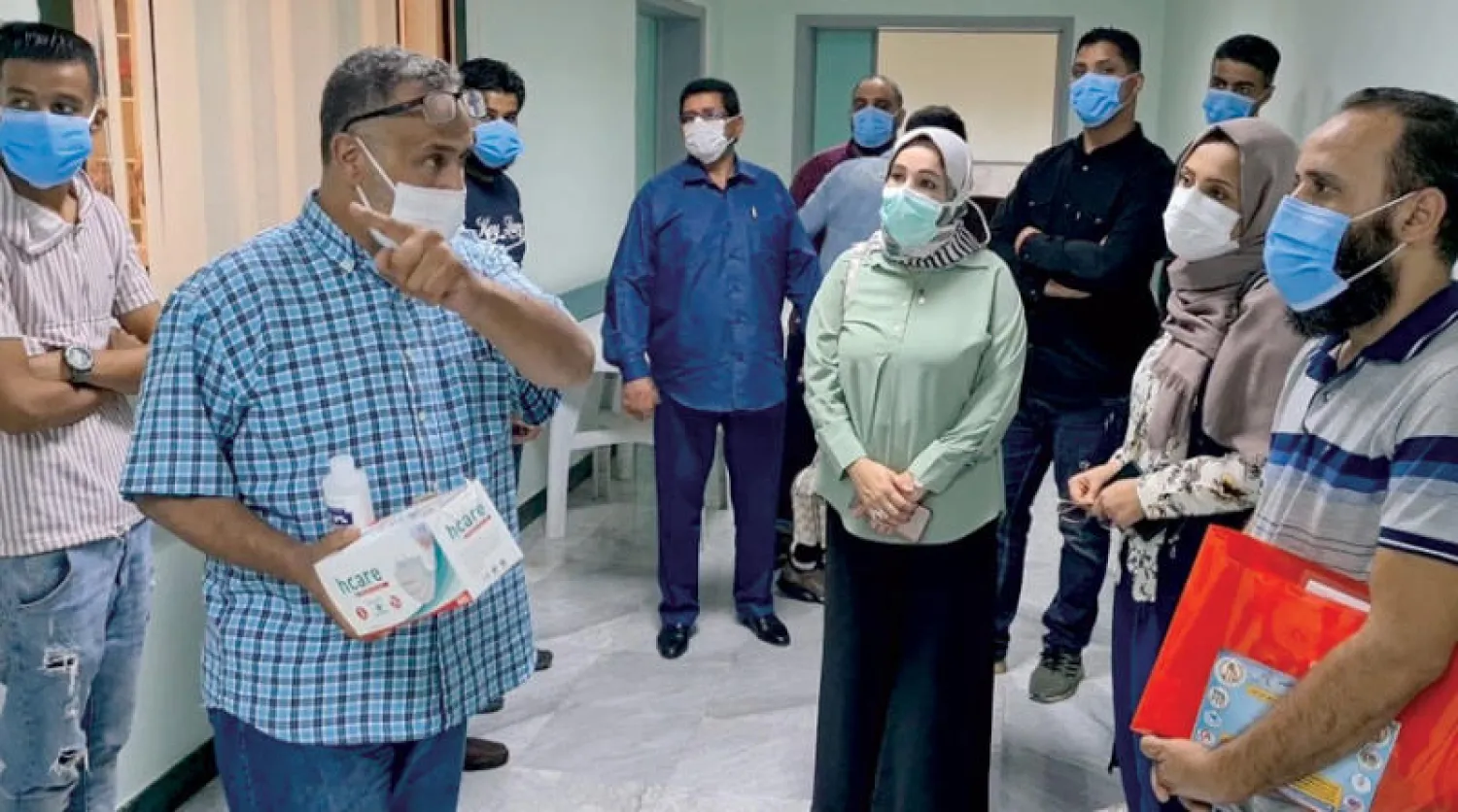 فريق طبي مختص بمكافحة «كورونا» يتابع سير العمل بمستشفيات شرق ليبيا (اللجنة الاستشارية التابعة للحكومة المؤقتة)