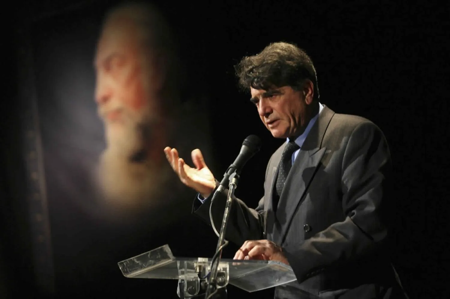 In this Nov. 11, 2009 file photo, legendary Iranian singer Mohammad-Reza Shajarian, delivers a speech at a ceremony commemorating late musician Parviz Meshkatian in Tehran, Iran. (AP)