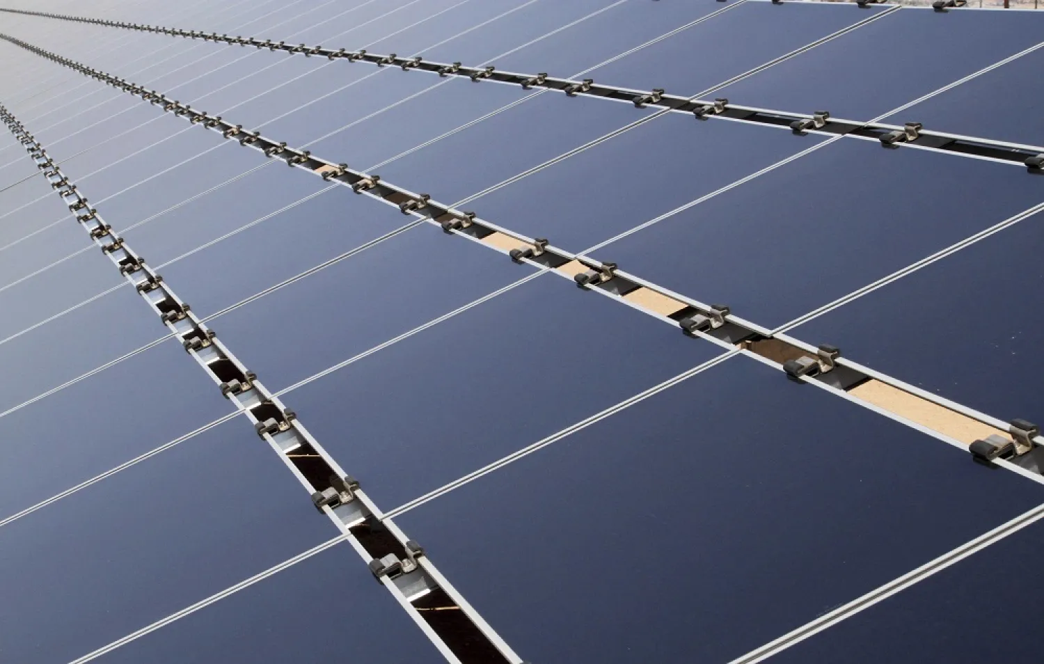 This April 20, 2011, photo shows some of the 30,000 solar panels that make up the Public Service Company of New Mexico's new 2-megawatt photovoltaic array in Albuquerque, New Mexico. (AP)