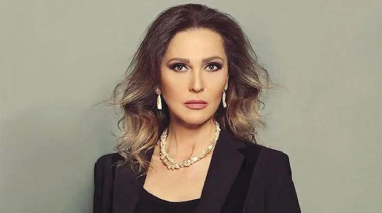 تجد رلى حمادة أن الأم عندما تمرض تكون آلامها أخف وطأة عليها من إصابة أحد أولادها